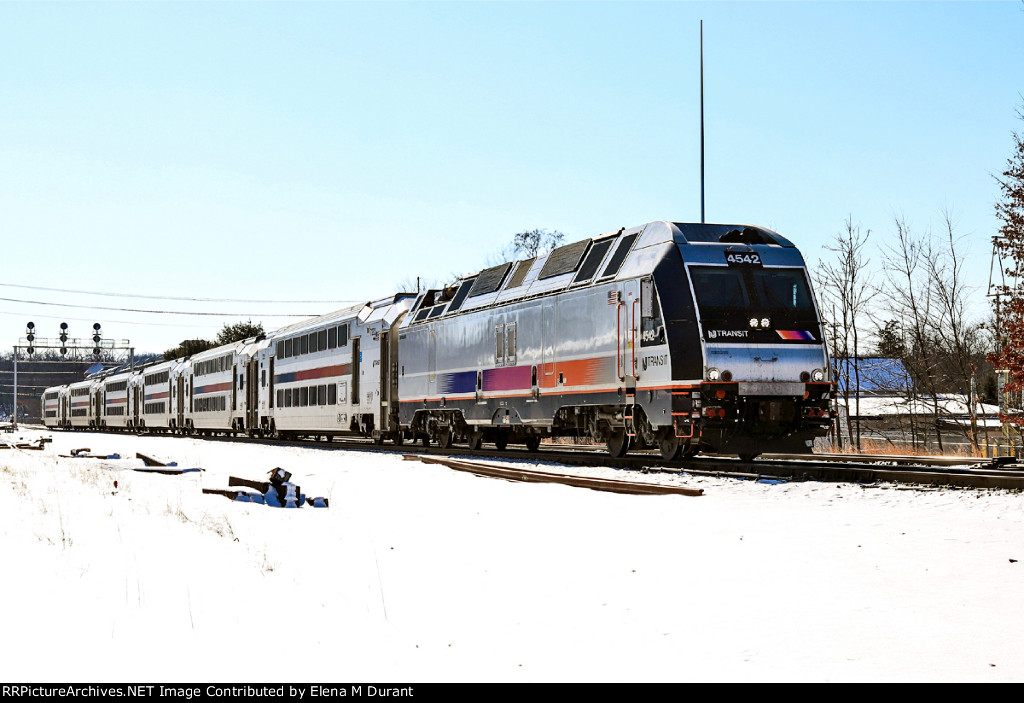 NJT 4542 on train 1111